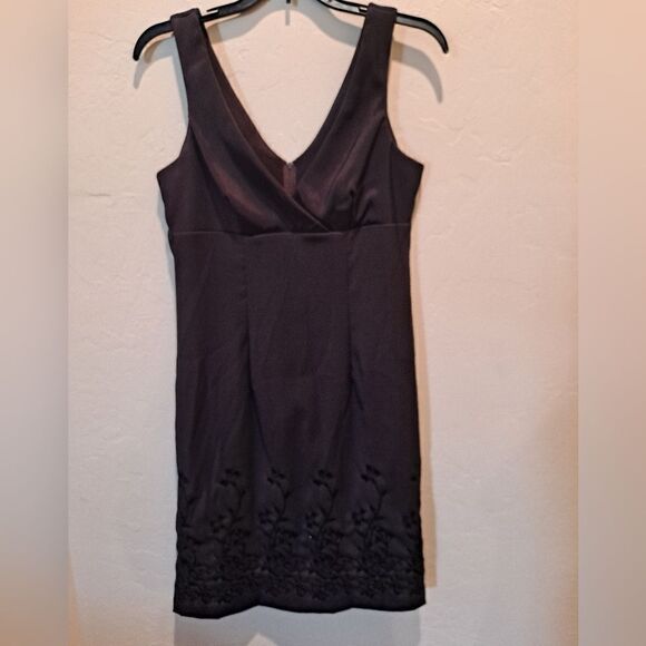 City Triangles Dark Burgundy with Black Velvety Embellishments Size 9 - Picture 1 of 6